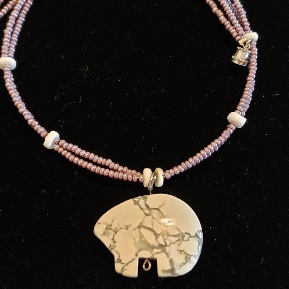 Bead choker with bear pendant